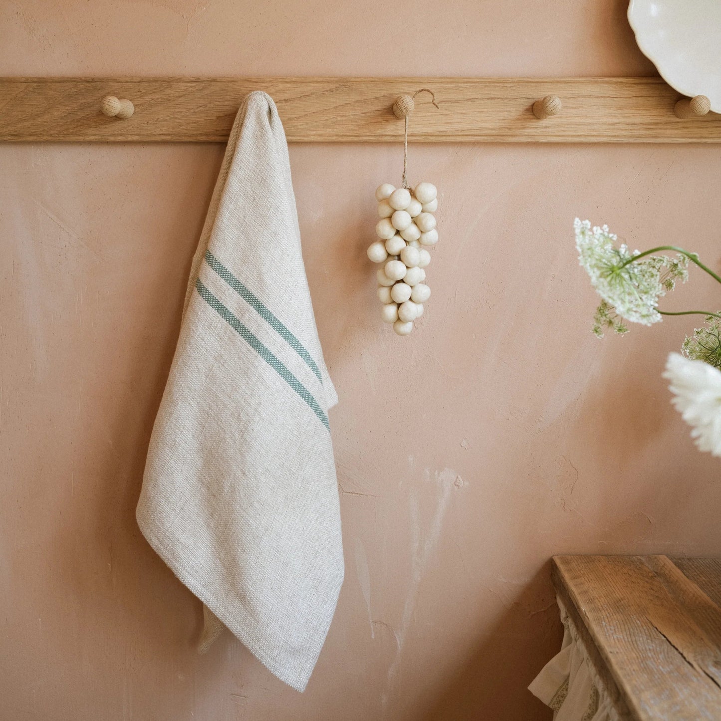 Green Timeless Hand/Tea Towel 50x80cm | Annie Mo's