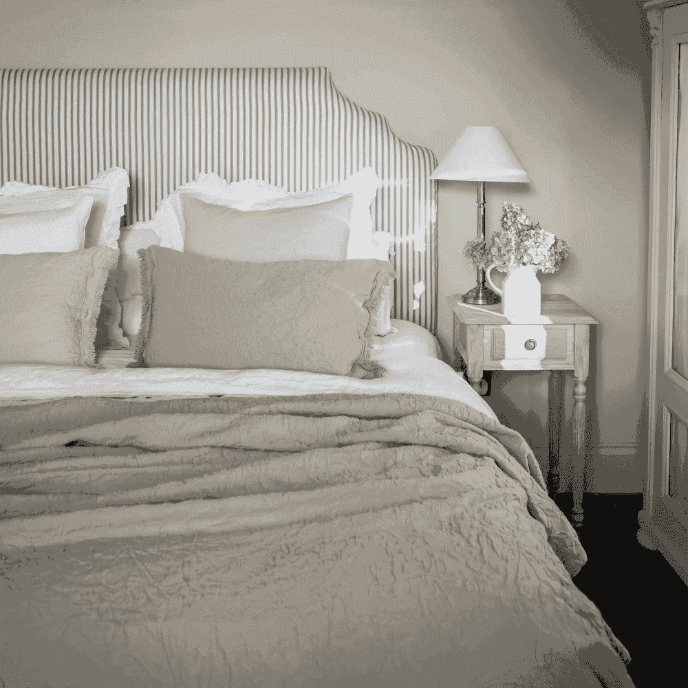 Chatsworth Bedspread - Faded Olive 220 x 230cm-D