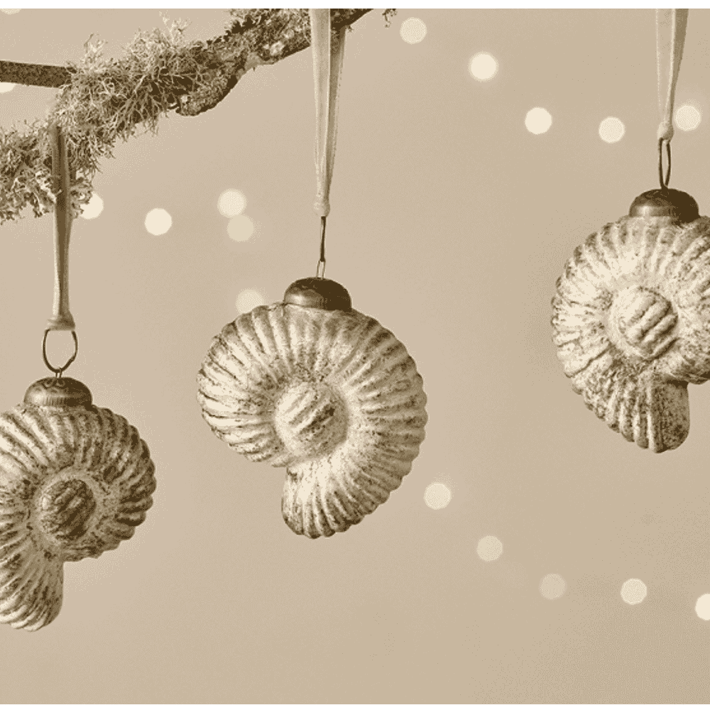 Dachin Shell Baubles - Rustic Gold - Set of Four-B
