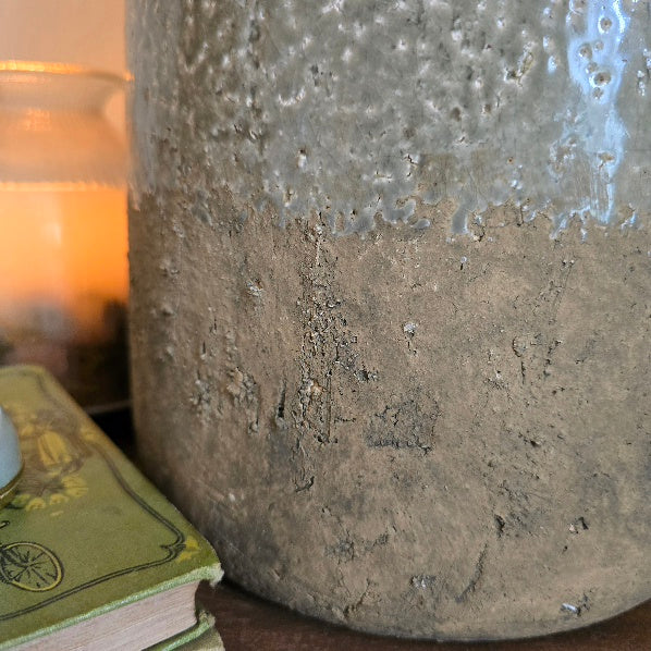 Drip Effect Vase 1