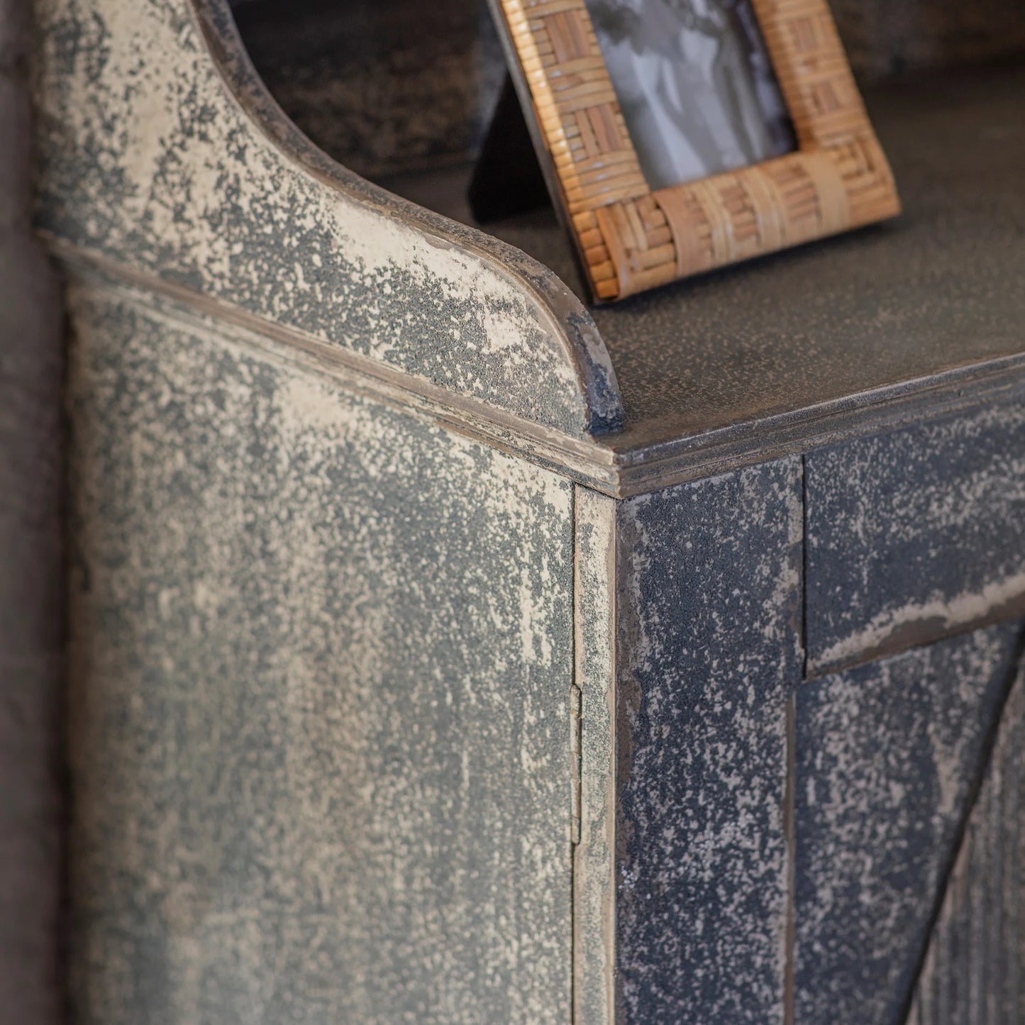 Elcombe Two Door Cabinet 101cm-3