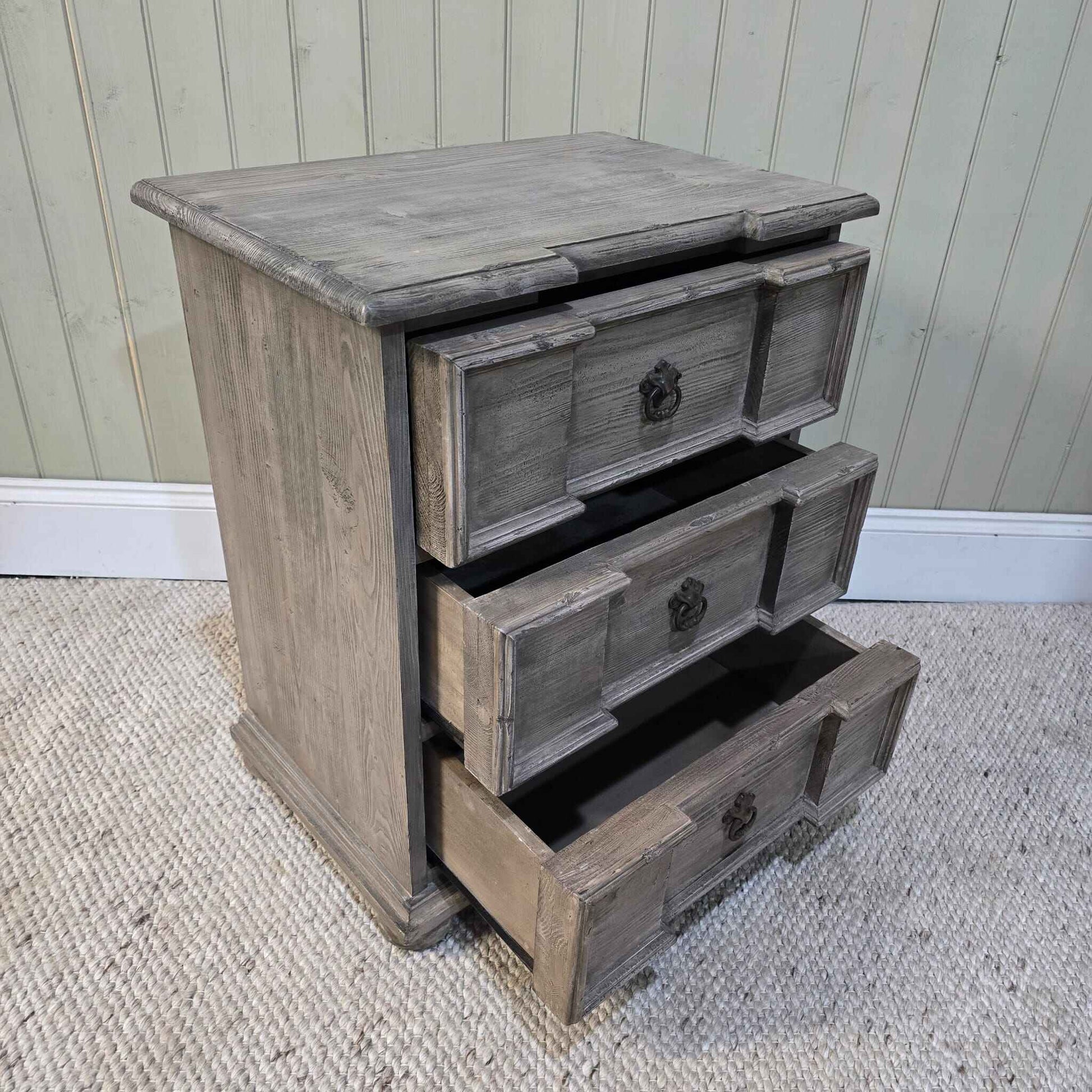 Aboyne Bedside - CLEARANCE-F