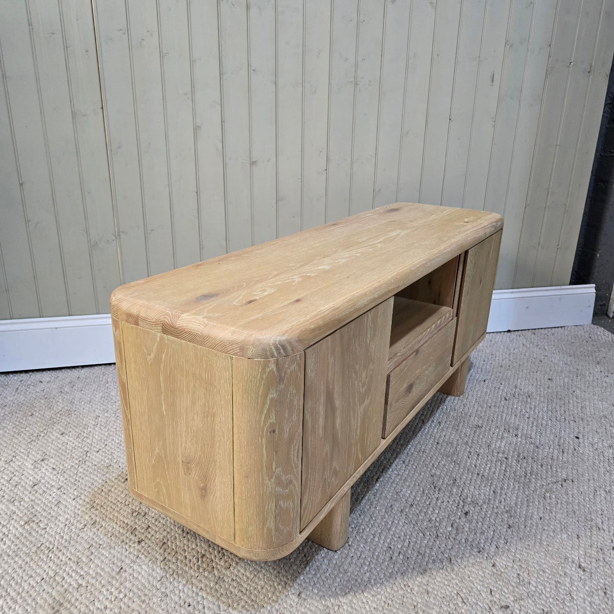 Flynn TV Unit 3
