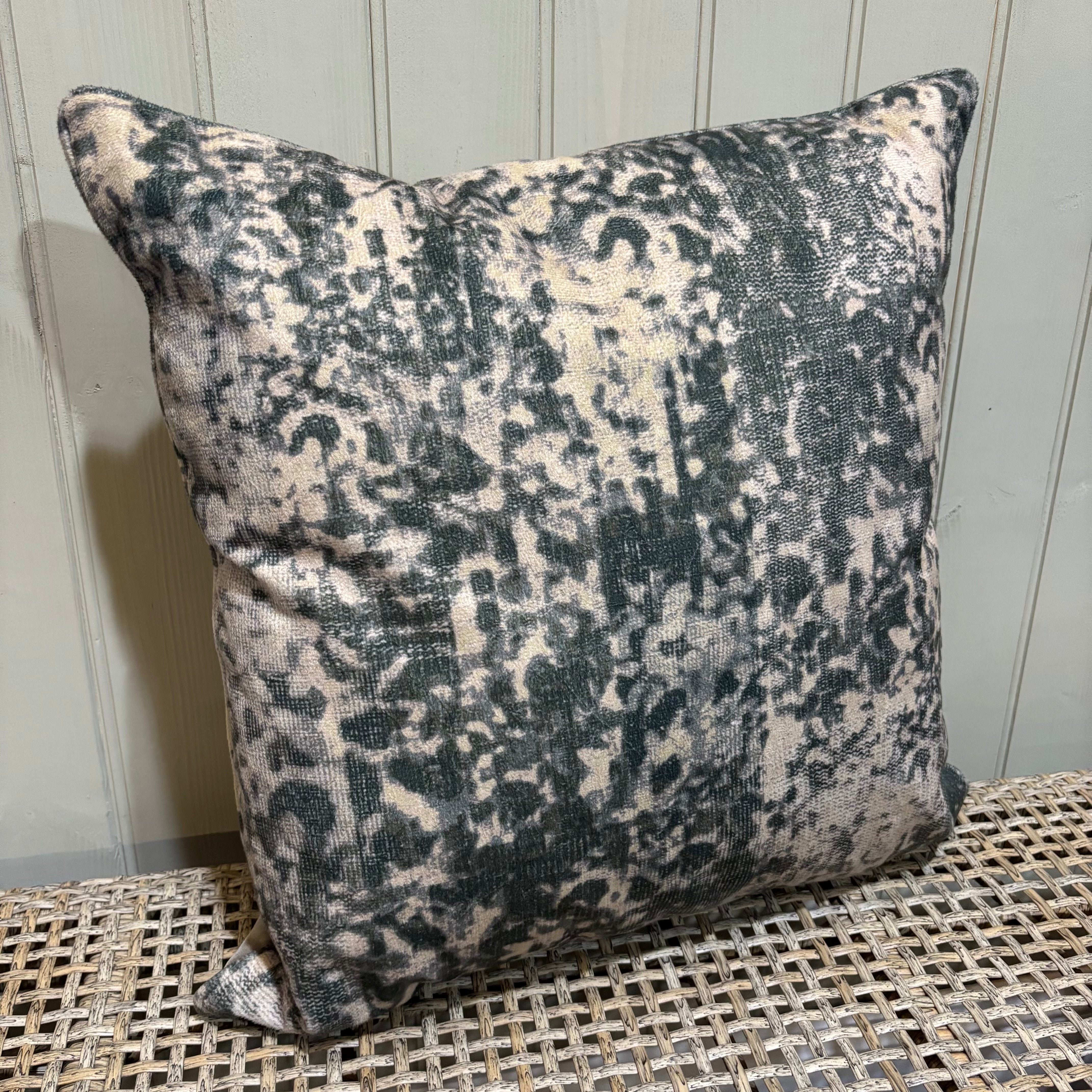 Macramé Gloss Cushion 20" x 20" - CLEARANCE