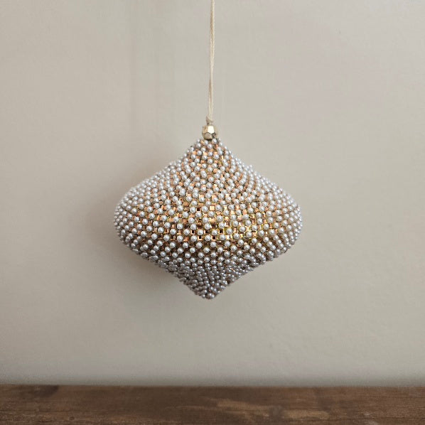 Gold Onion Pearl Bauble 1