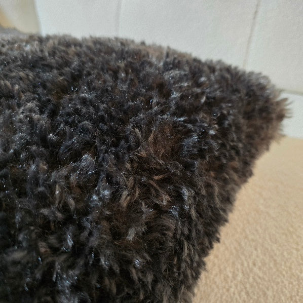 Jasper Square Cushion | Curly Cocoa 2