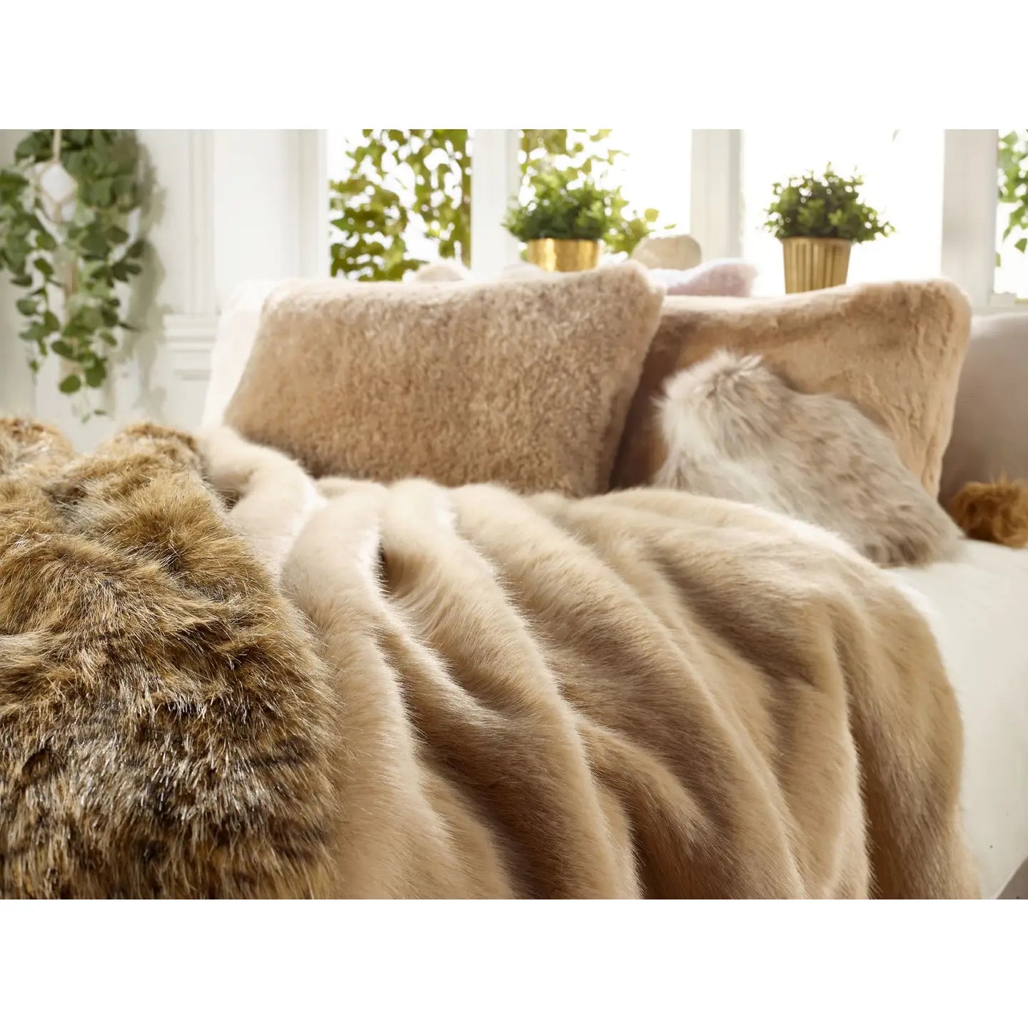 London Beige Faux Fur Throw - Size Choice