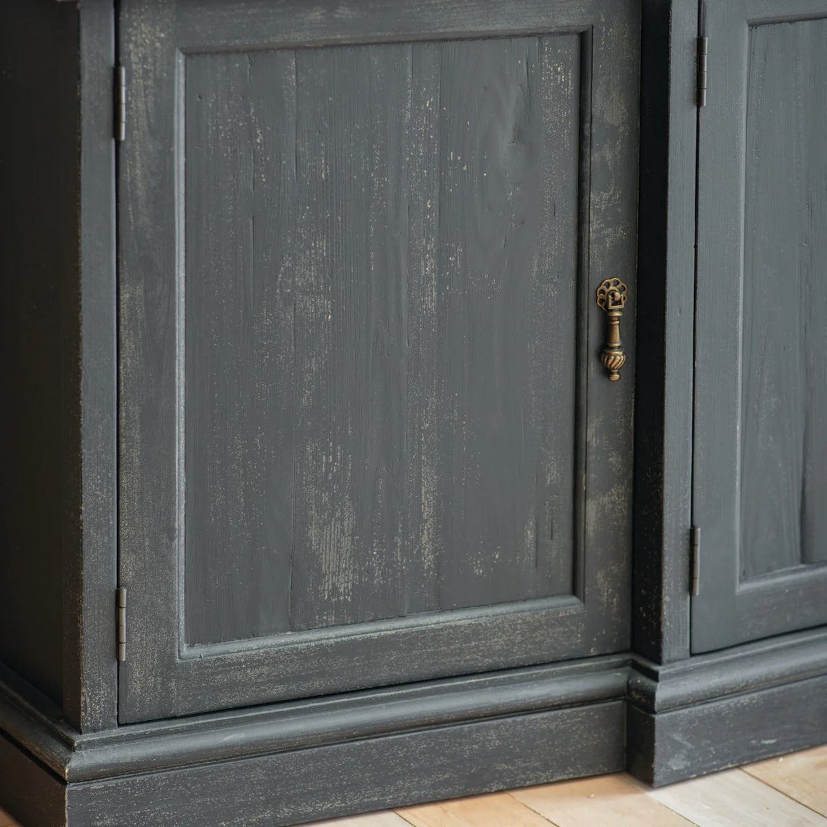 Loumarin Black Sideboard 208cm-C