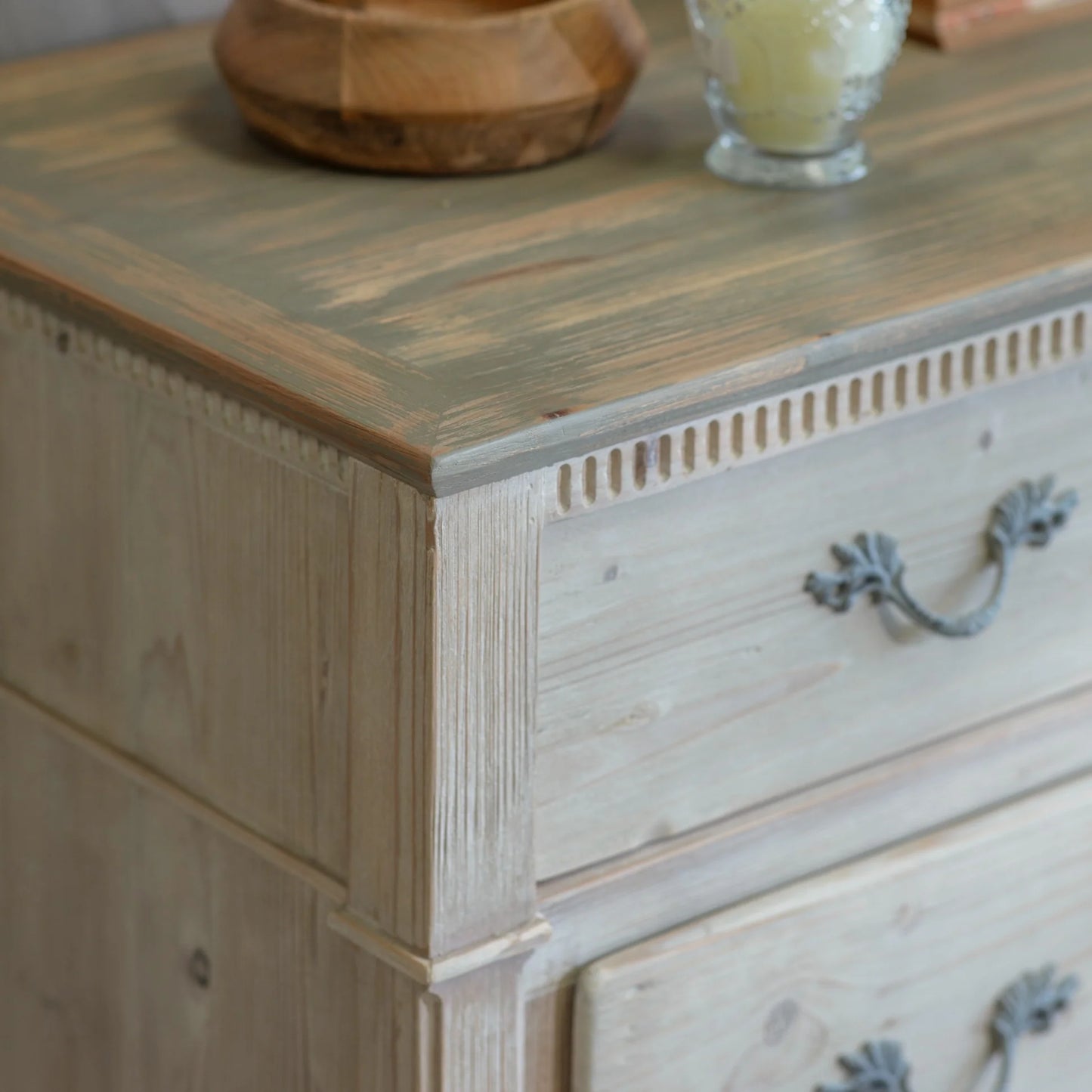 Loumarin Large Chest of Three Drawers 107cm