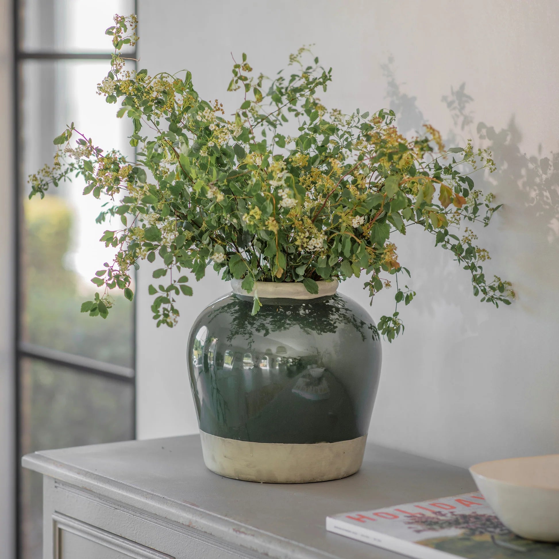 Carlingford Squat Green Urn | Annie Mo's