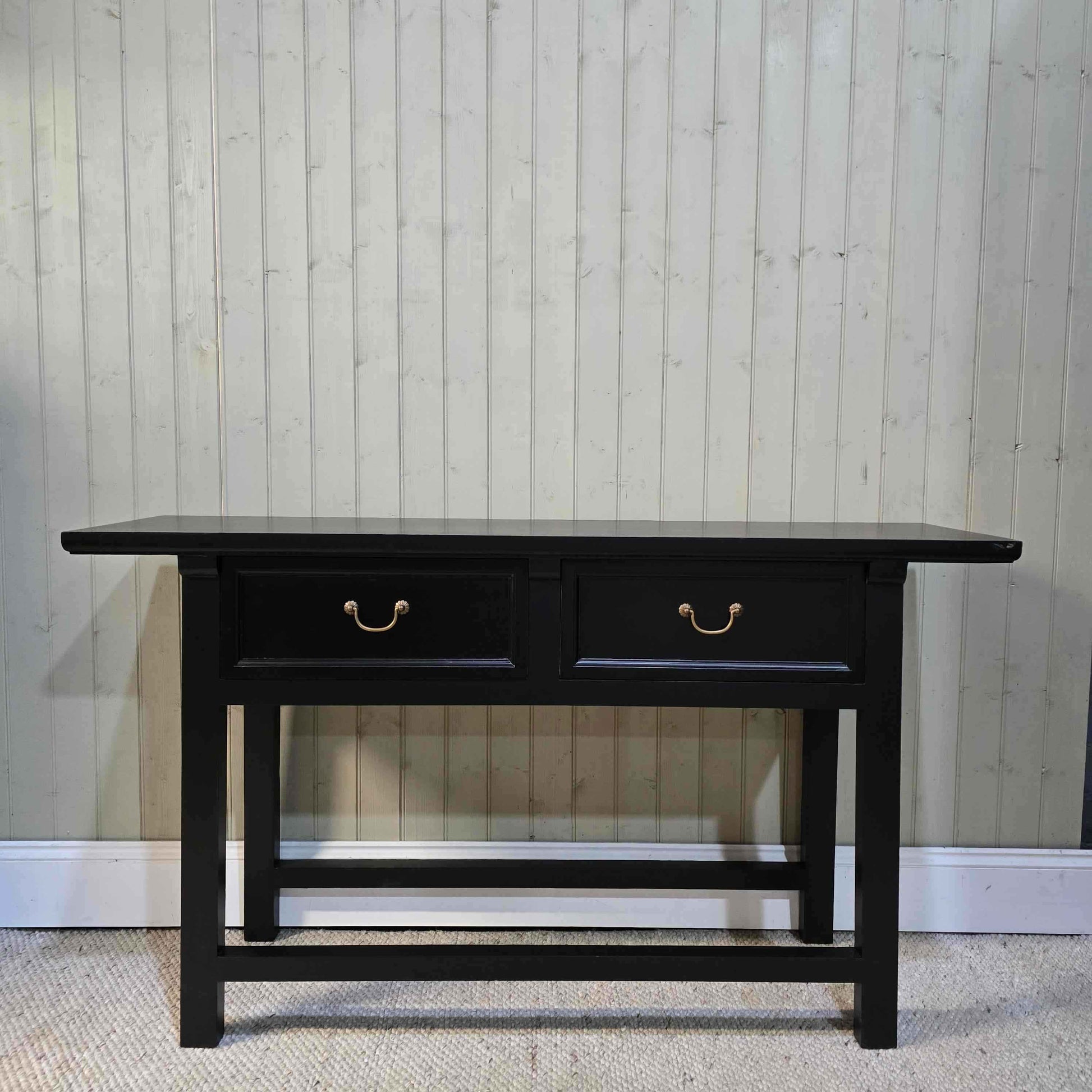Marseille Black Console 1