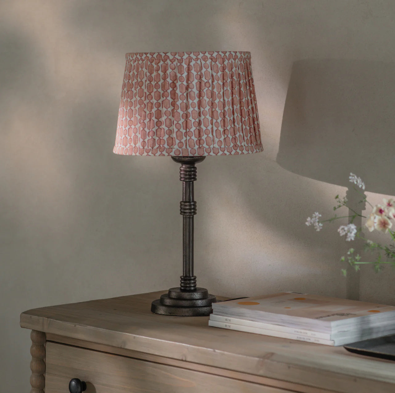 Kirdford Fluted Table Lamp 33cm | Annie Mo's
