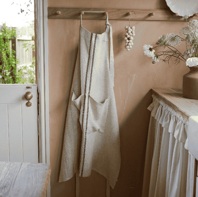 The Timeless Linen Apron - Colour Choice
