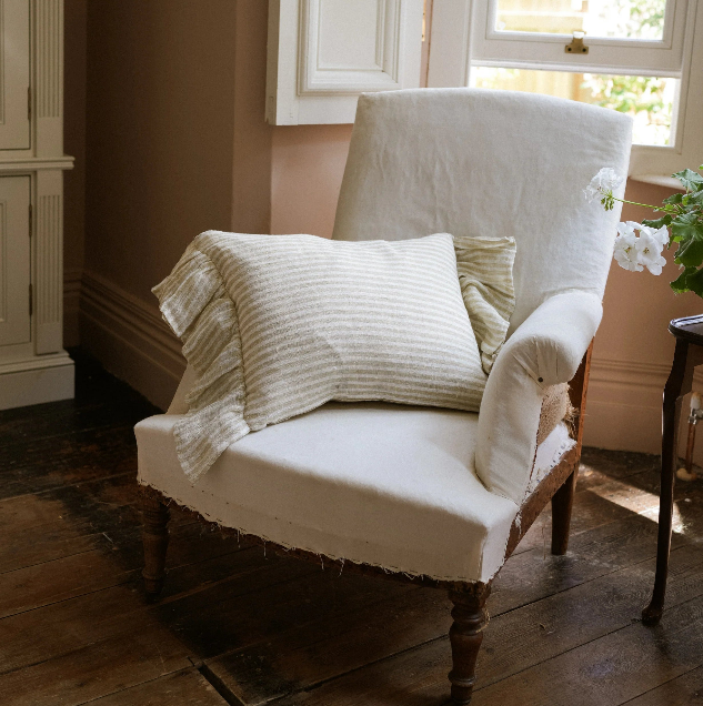 Antique Cream Salcombe Frill Ruffle Cushion 40x50cm | Annie Mo's