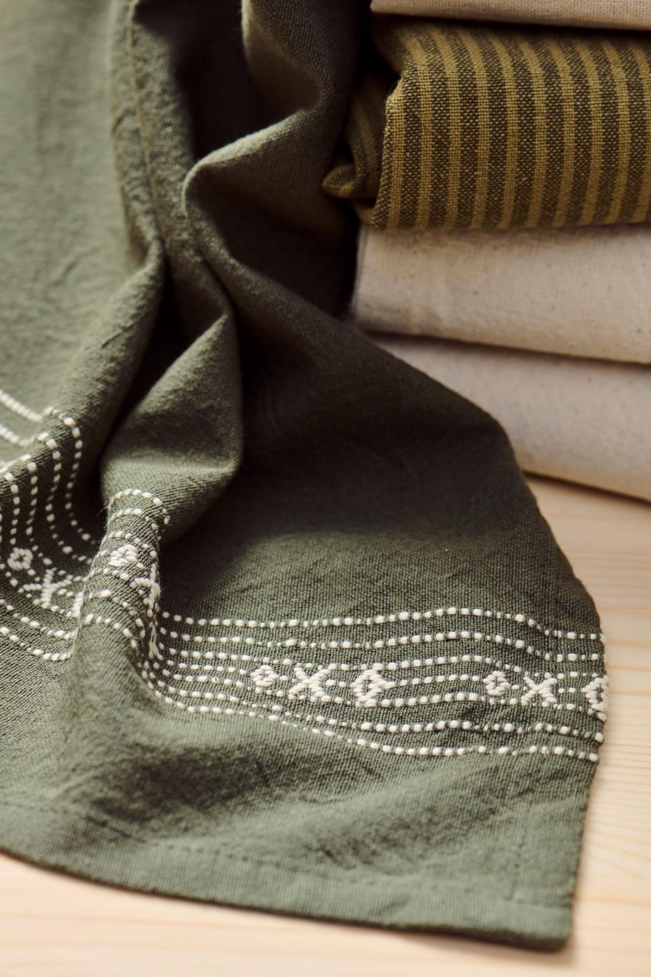 Tea Towel Sabine Moss Green with Woven Pattern | Annie Mo's4