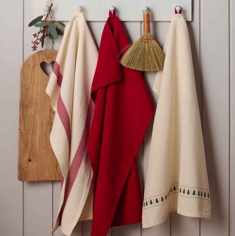 Tea towel Chloe Natural with Red Woven Checkered Stripes | Annie Mo's2