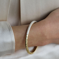 Yearn Bangle Gold | Annie Mo's