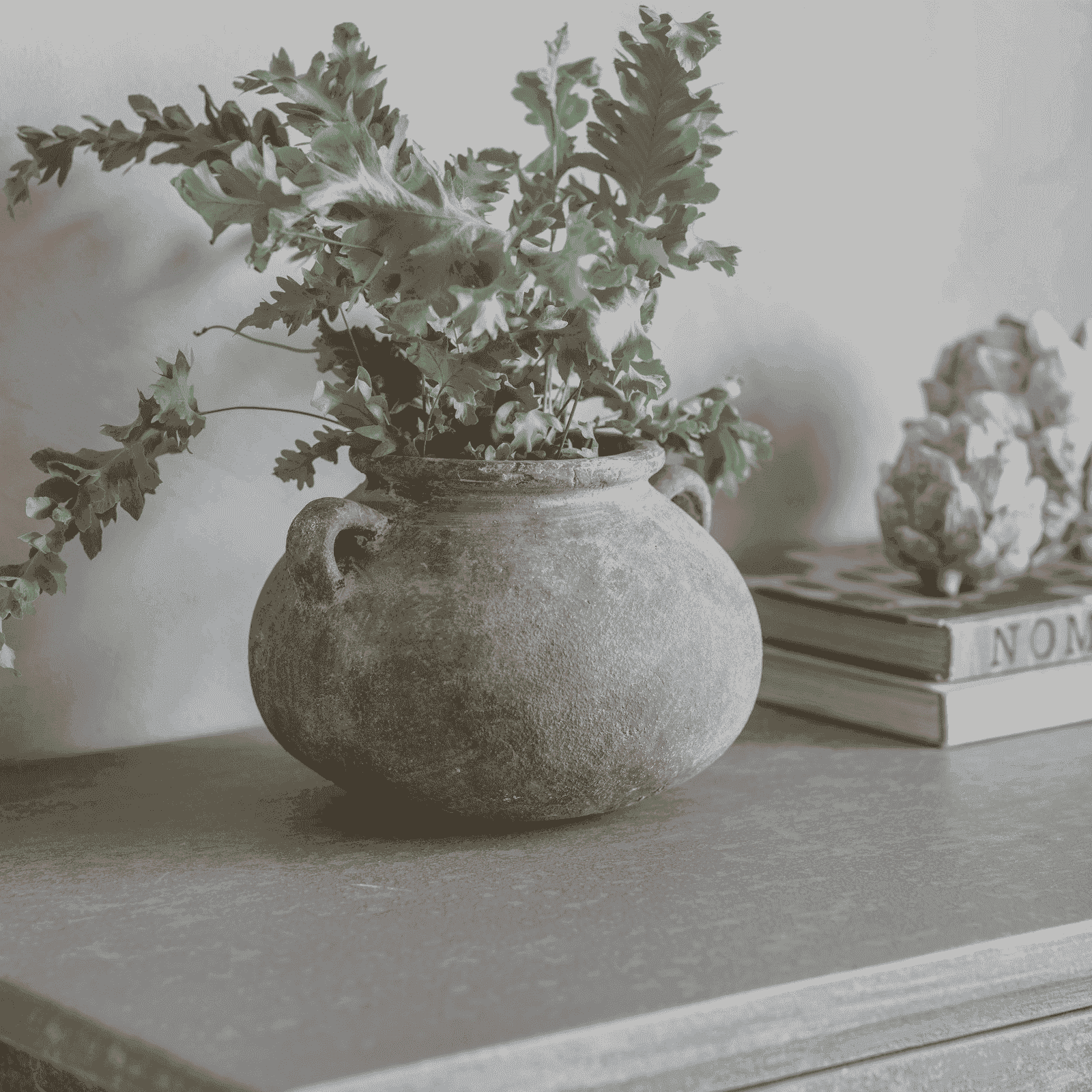 Lockton Small Pot with Handles 25cm