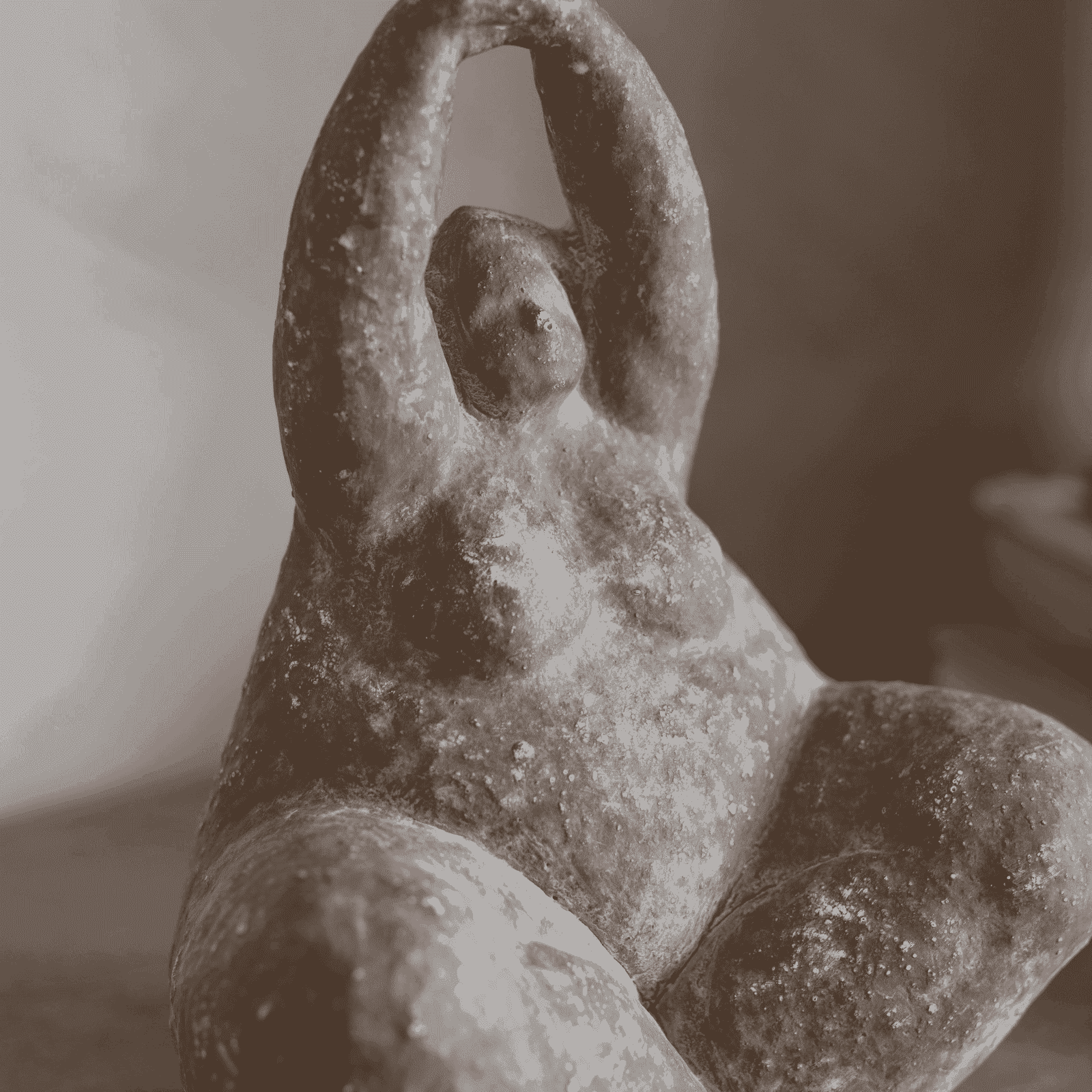Lockton Big Lady Stone Look Yoga Sculpture 25cm-