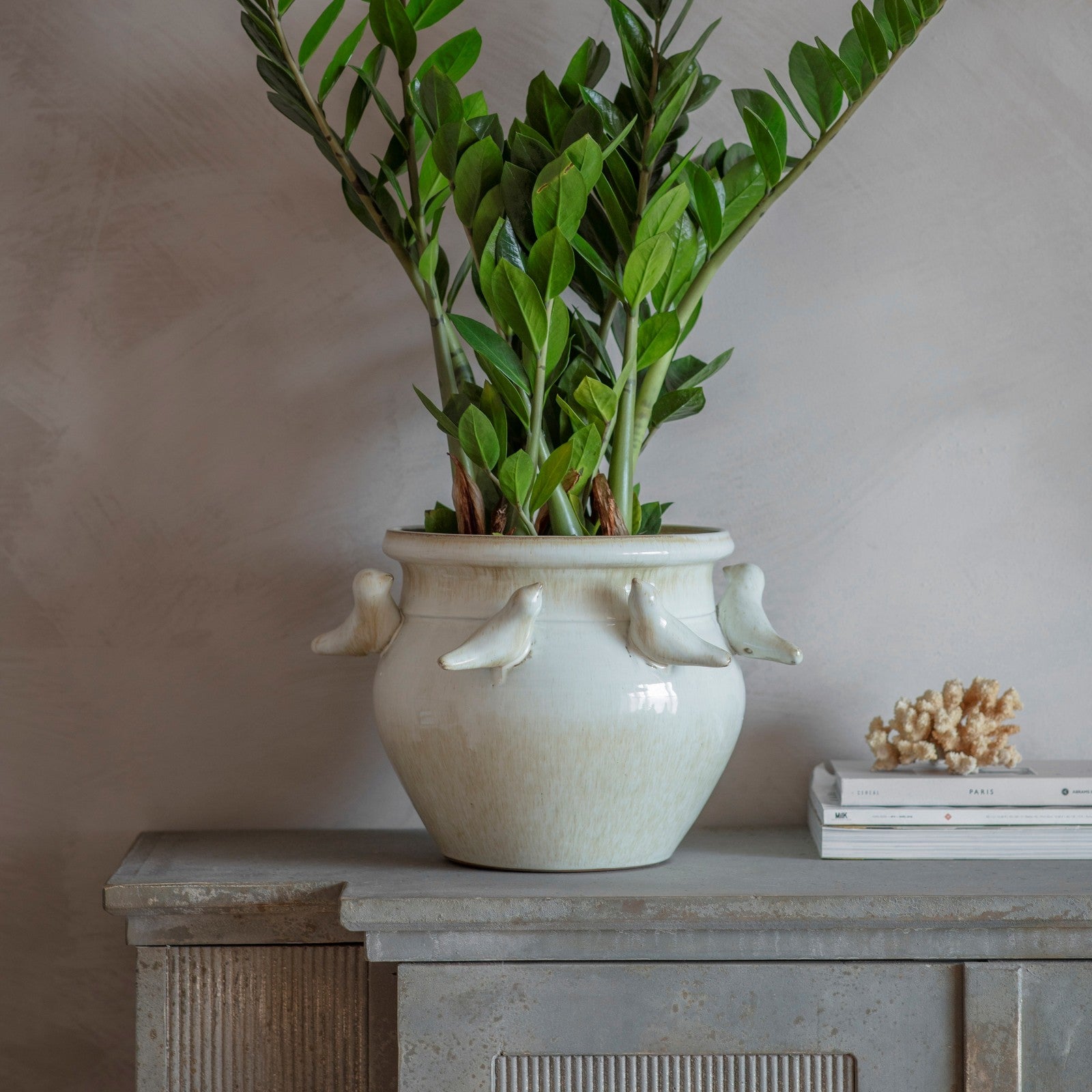 Blythdale Bird Pot 36cm | Annie Mo's