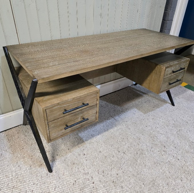 Floating Top Executive Desk 160cm - CLEARANCE