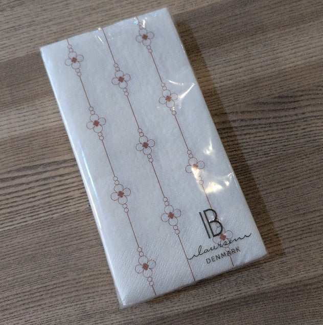 Flower Chain Napkins - 16 Pieces per Pack