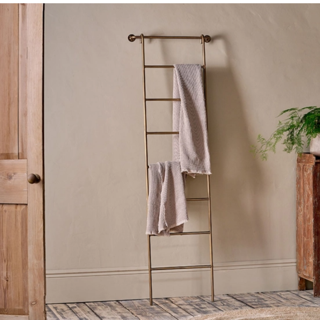 Ladder Display | Annie Mo's