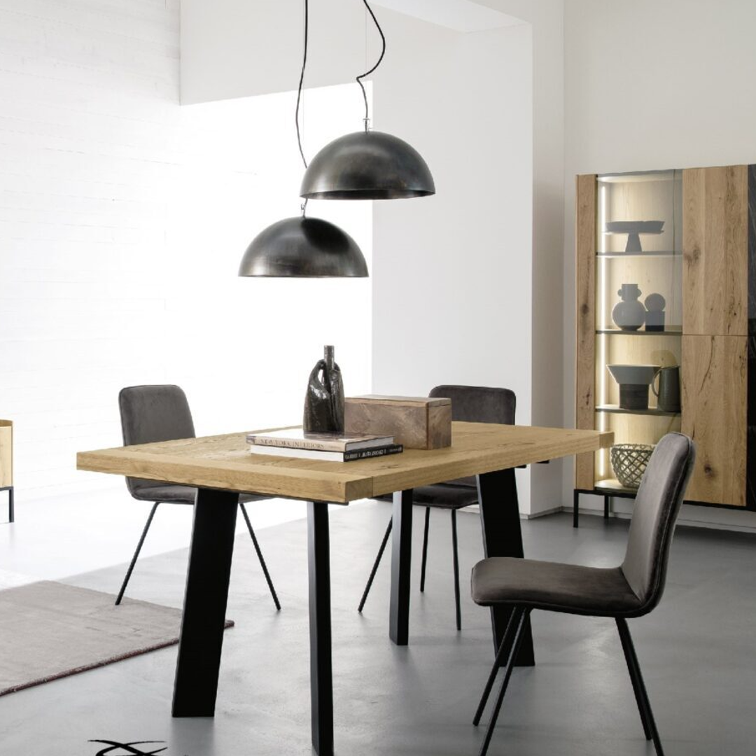 Street Extending Table