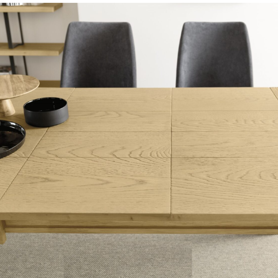 Montreal Extending Table