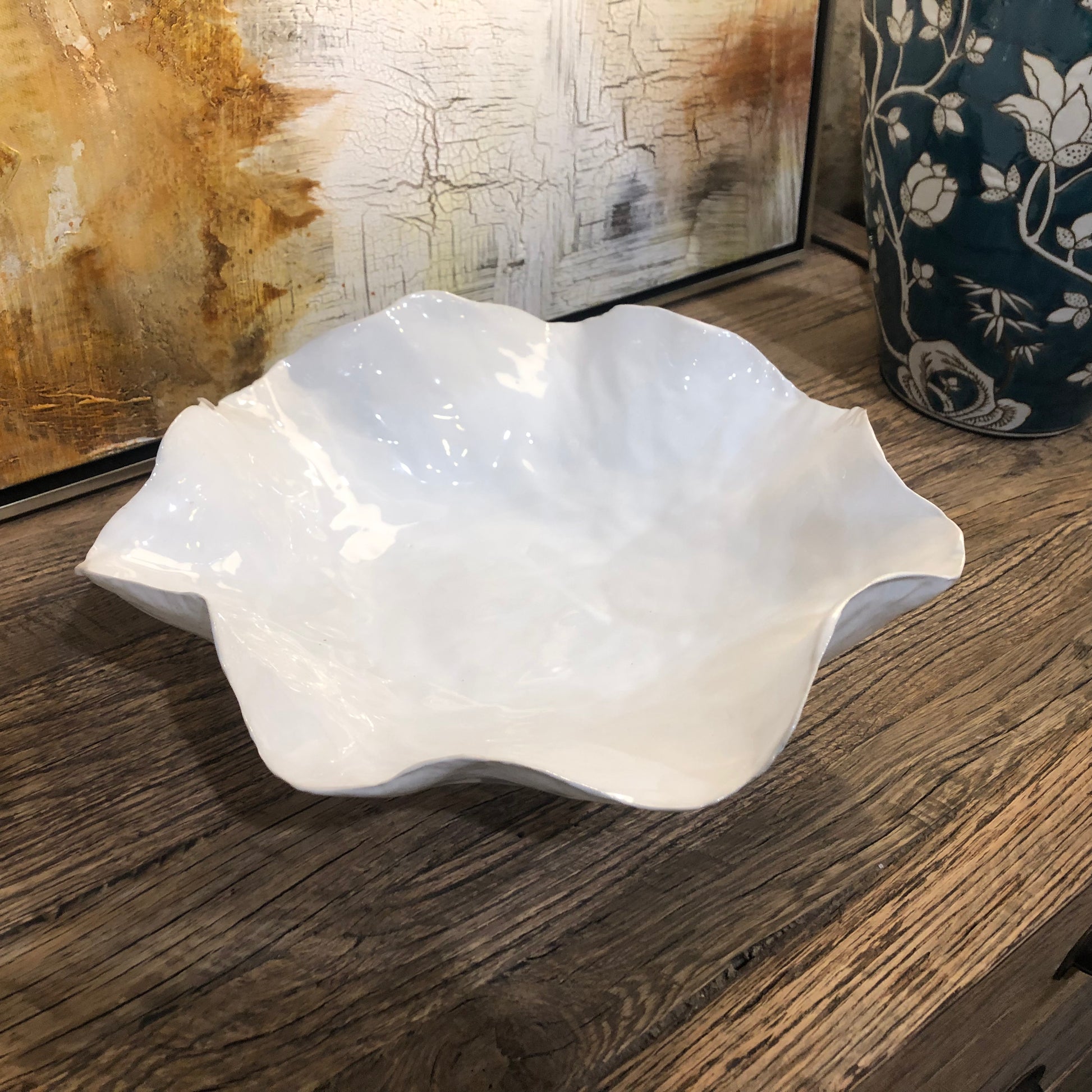 White Wavy Edge Decorative Plate 32cm B